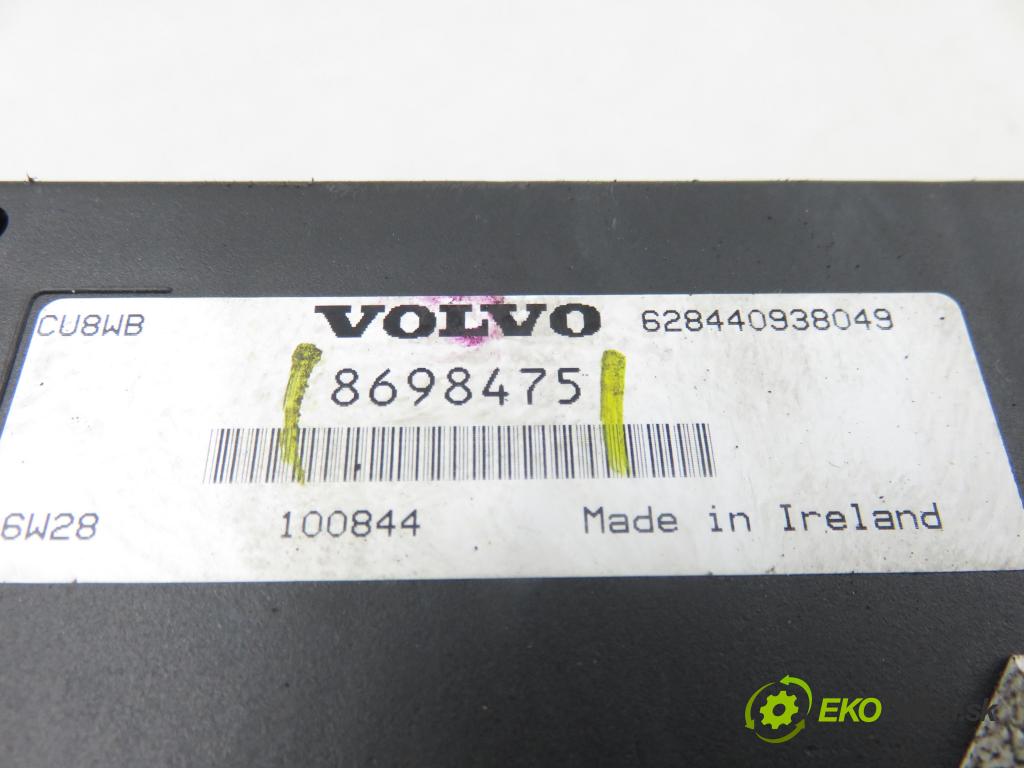 VOLVO S40 II (MS) SEDAN 2006 81,00 1.6 D - D 4164 T 1560,00 Riadiaca jednotka ťažného oka 8698475