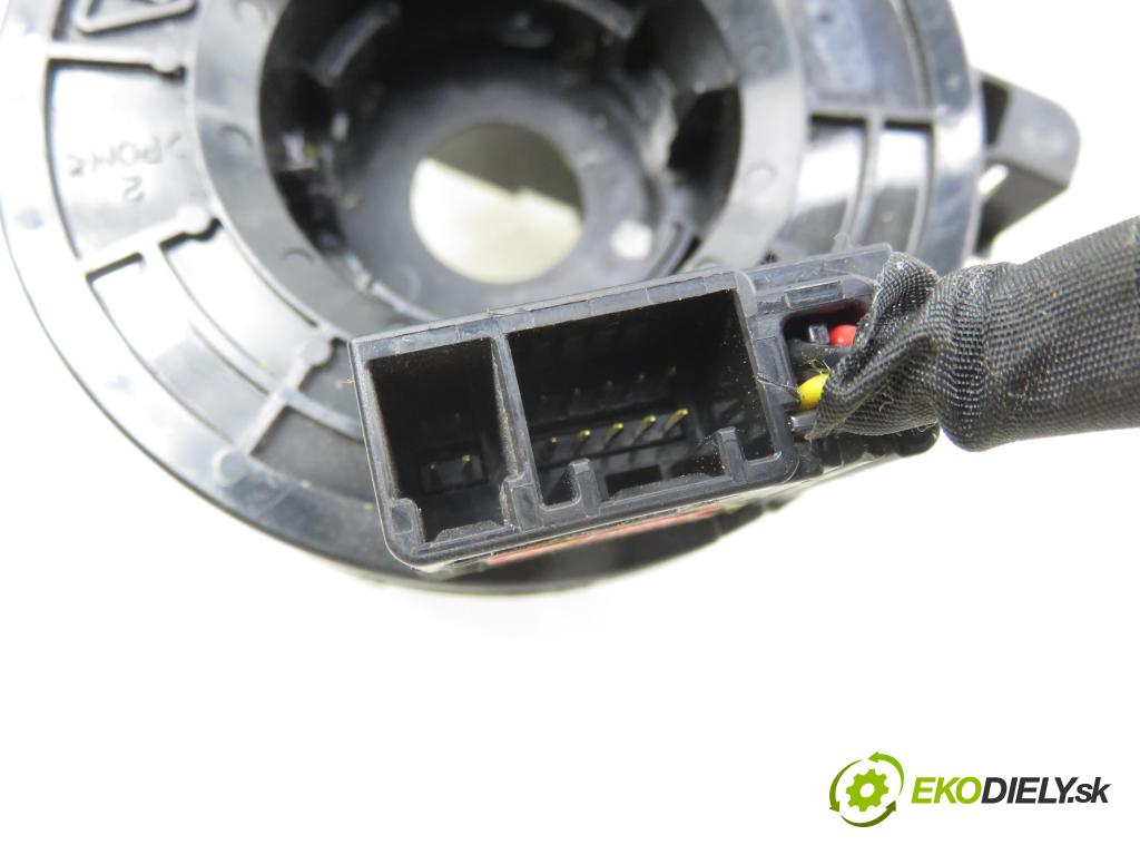 TOYOTA RAV 4 III (_A3_) SUV 2007 112,00 2.0 4WD 152 - 1AZ-FE 1998,00 PÁSKA: air BAG 4203075B494