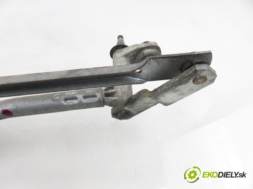 AUDI A3 (8P1) HB 2003 77,00 1.9 TDI PD 105 - BKC 1896,00 Motorček stieračov 8P1955023D ; 8P1955119A ; 0390241719