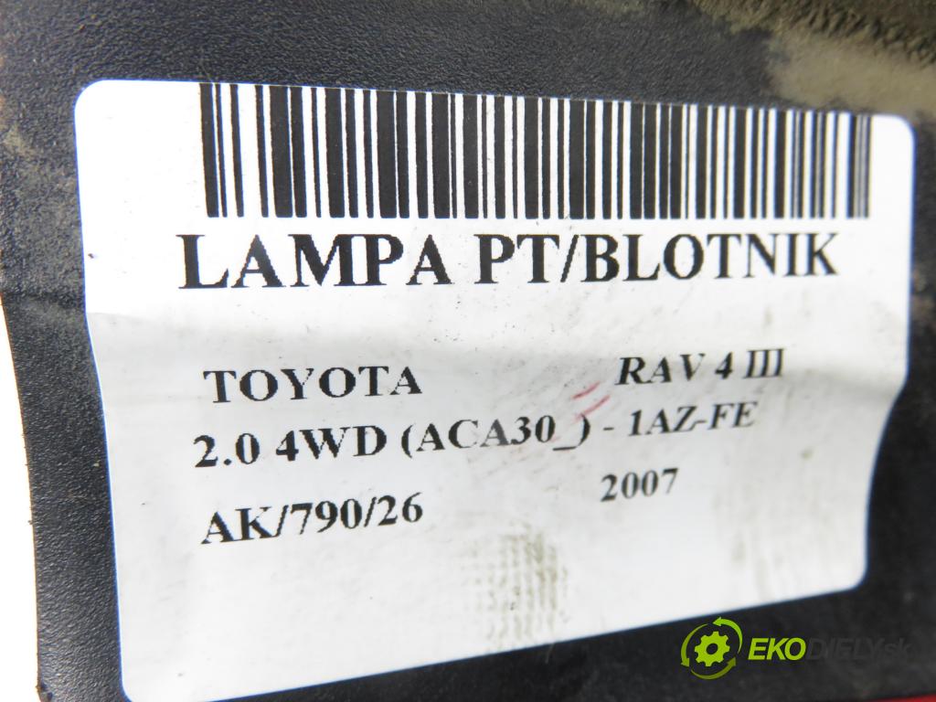 TOYOTA RAV 4 III (_A3_) SUV 2007 112,00 2.0 4WD (ACA30_) - 1AZ-FE 1998,00 světlo pravé zadní