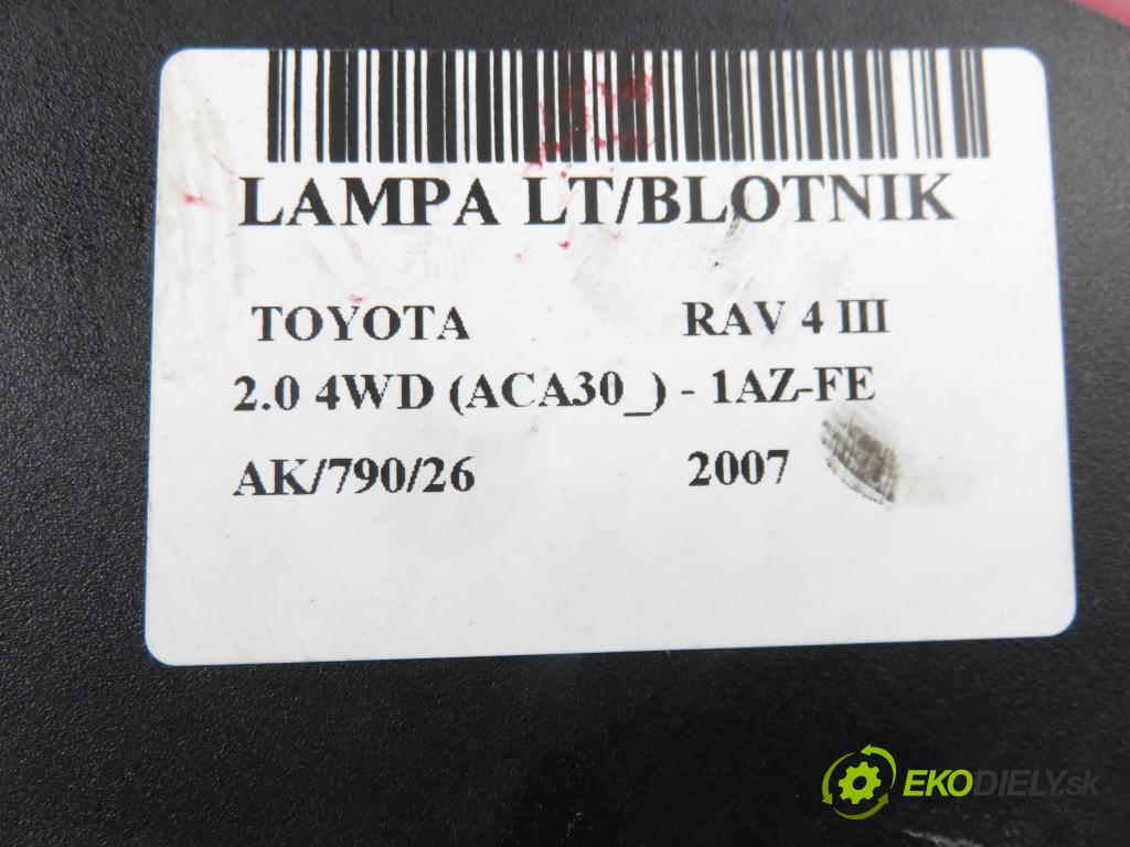 TOYOTA RAV 4 III (_A3_) SUV 2007 112,00 2.0 4WD (ACA30_) - 1AZ-FE 1998,00 světlo levé zadní