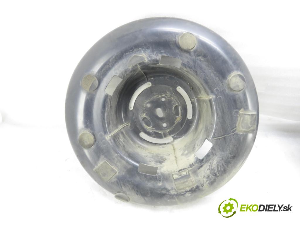 TOYOTA RAV 4 II (_A2_) SUV 2002 85,00 2.0 D-4D 4WD 116 - 1CD-FTV 1995,00 Vešiak: KOLA: ZÁLOHOVANIE: 6477342030 ; 6477142060