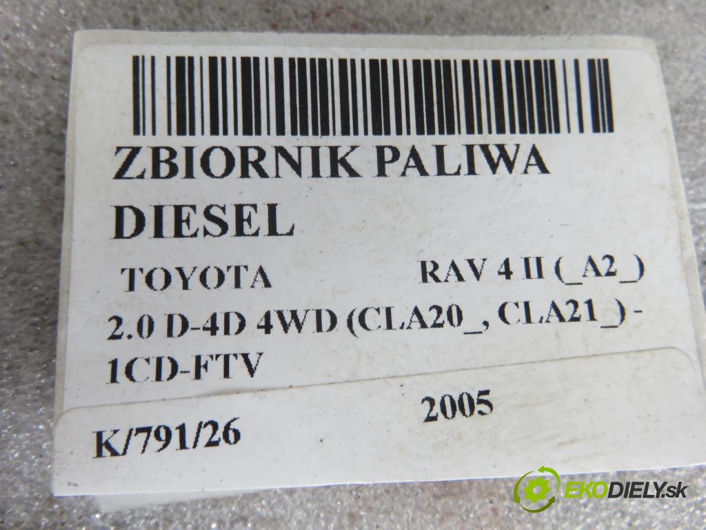 TOYOTA RAV 4 II (_A2_) SUV 2005 85,00 2.0 D-4D 4WD 116 - 1CD-FTV 1995,00 nádržka paliva diesel
