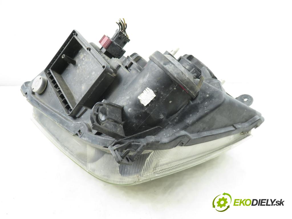 OPEL MERIVA A nadwozie wielkoprzestrzenne (MPV) (X03) HB 2007 77,00 1.6 16V 105 - Z 16 XEP 1598,00 Svetlo PP 93321053