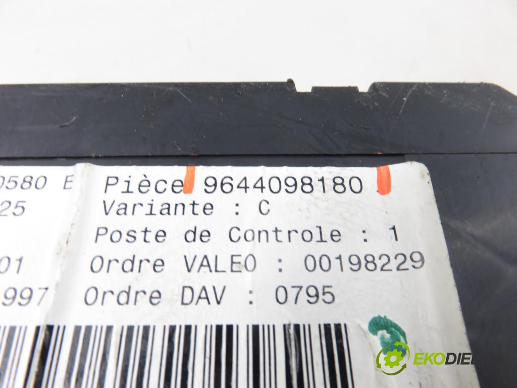 PEUGEOT 307 (3A/C) HB 2001 66,00 2.0 HDi 90 - RHY (DW10TD) 1997,00 MODUL BSI 9644098180