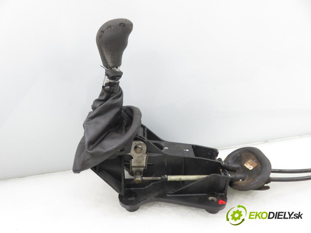 PEUGEOT 307 (3A/C) HB 2001 66,00 2.0 HDi 90 - RHY (DW10TD) 1997,00 ZVEDÁK: