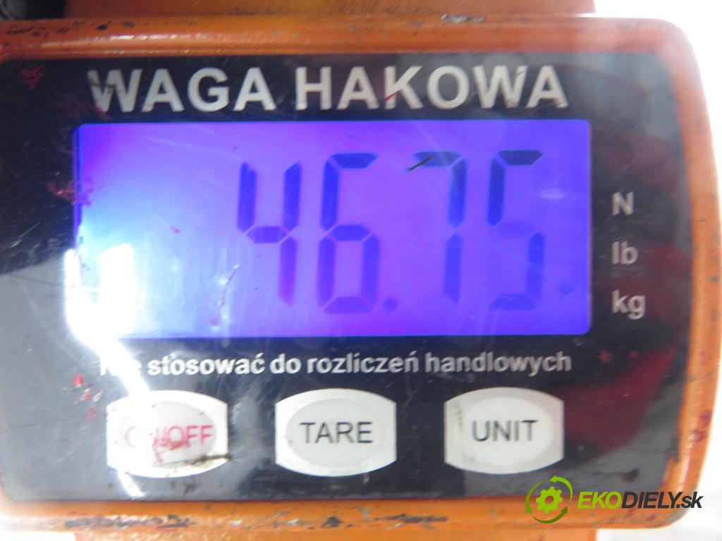 PEUGEOT 308 (4A_, 4C_) HB 2012 0,00 1.6 HDi - 9HR (DV6C) 1560,00 výztuha zadní část ABS 