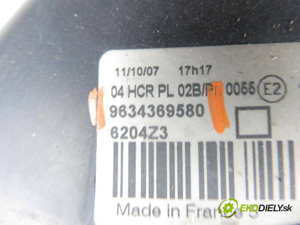 PEUGEOT 307 (3A/C) HB 2001 66,00 2.0 HDi 90 - RHY (DW10TD) 1997,00 světlo LP 9634369580