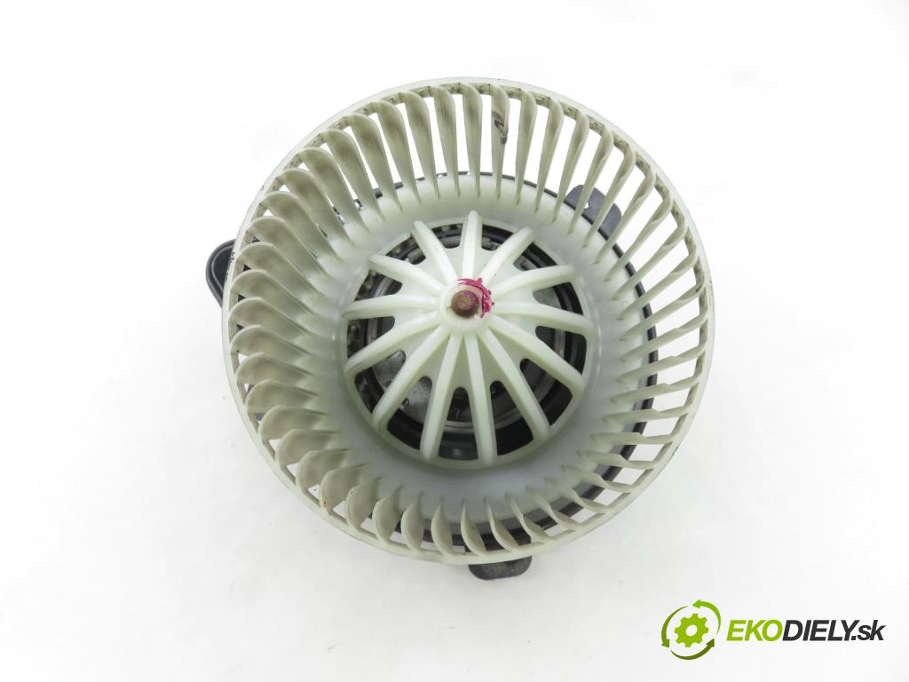 FIAT SCUDO Skrzynia (220_) FURGON 2006 69,00 2.0 JTD - RHX 1997,00 Ventilátor vetráku TG26