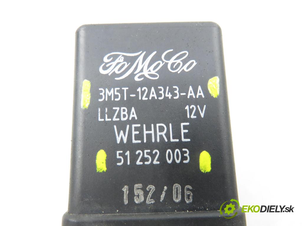 VOLVO S40 II (MS) SEDAN 2006 81,00 1.6 D - D 4164 T 1560,00 RELÉ: SWIEC: 3M5T12A343AA ; 51252003