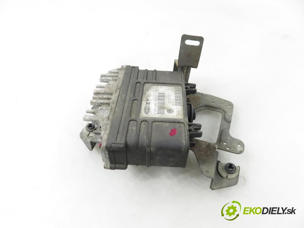 VW POLO CLASSIC (6V2) SEDAN 2000 44,00 1.4 60 - AEX 1390,00 Riadiaca jednotka Motor 6K0906030E ; IAW1AVV7 ; 6160049901
