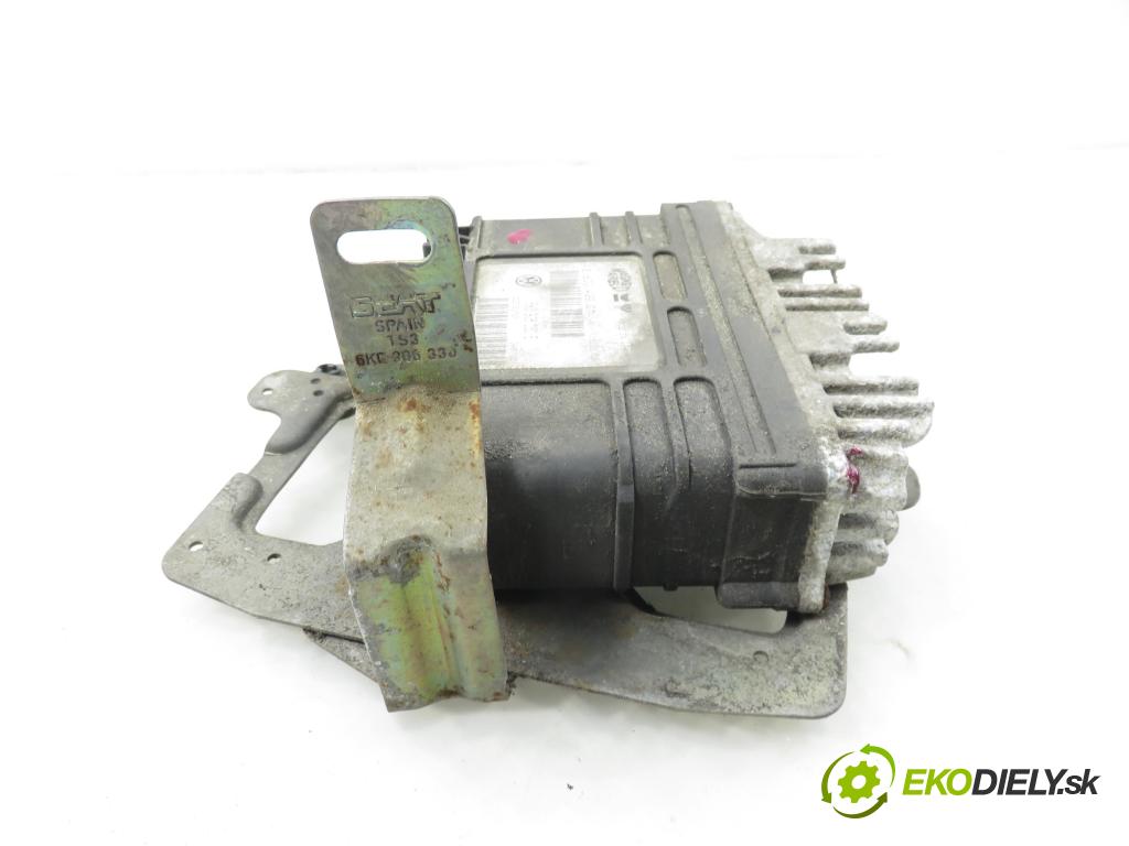 VW POLO CLASSIC (6V2) SEDAN 2000 44,00 1.4 60 - AEX 1390,00 Riadiaca jednotka Motor 6K0906030E ; IAW1AVV7 ; 6160049901