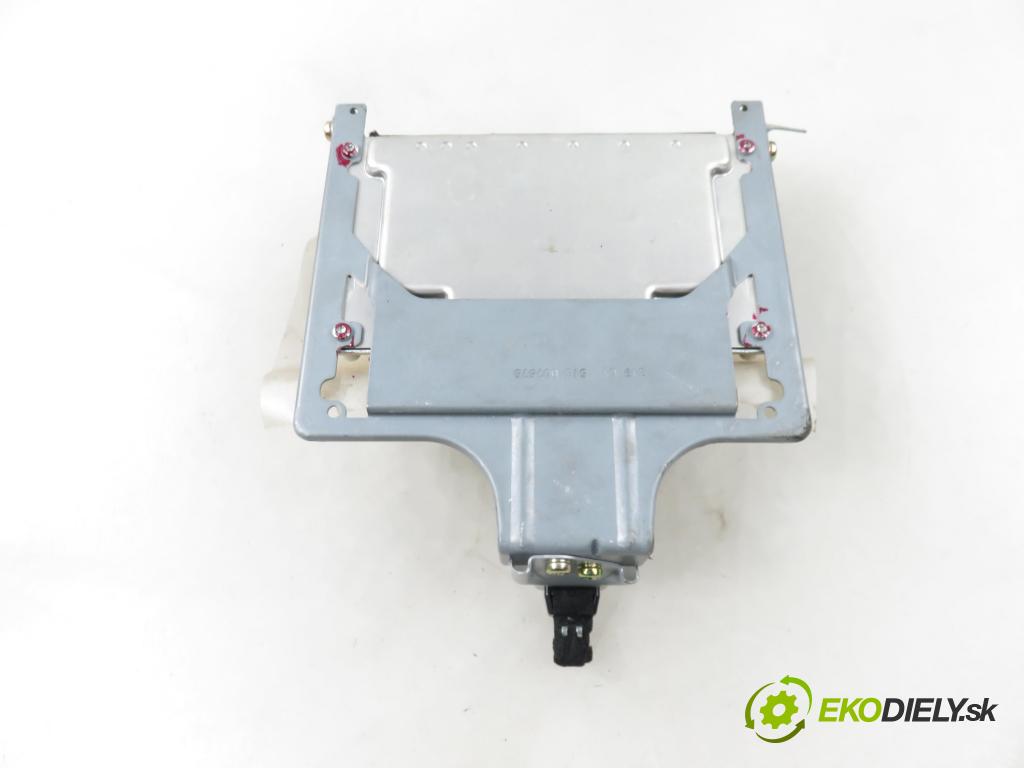 TOYOTA YARIS (_P1_) HB 2004 50,00 1.0 VVT- i 68 - 1SZ-FE 998,00 Riadiaca jednotka Motor 896610D210 ; 0261208036