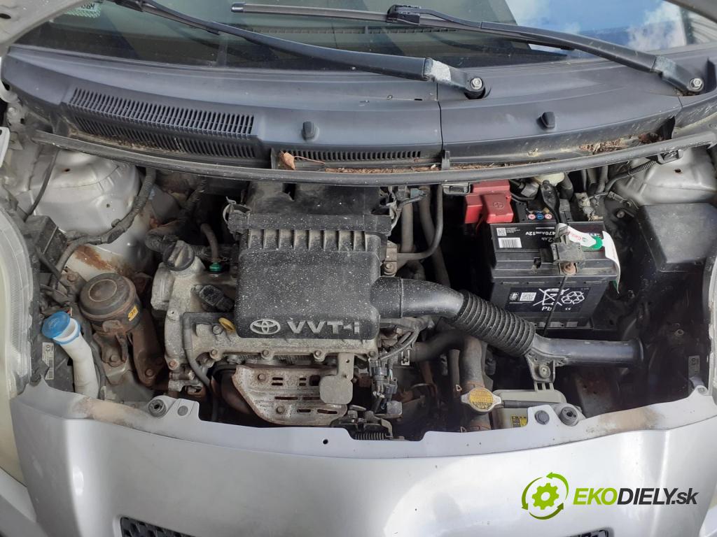 TOYOTA YARIS (_P9_) HB 2006 64,00 1.3 VVT-i (SCP90) 87 - 2SZ-FE 1298,00 motor BENZÍN 2SZFE ; 2SP72L