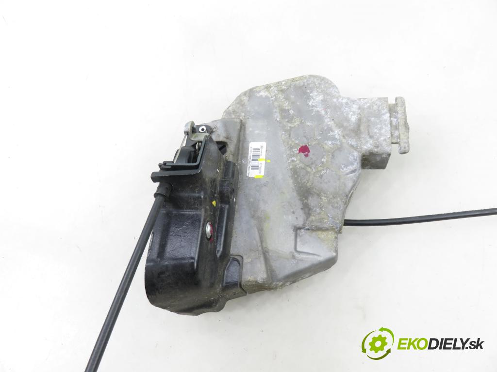 VOLVO S40 II (MS) SEDAN 2006 81,00 1.6 D - D 4164 T 1560,00 zámok 30799338
