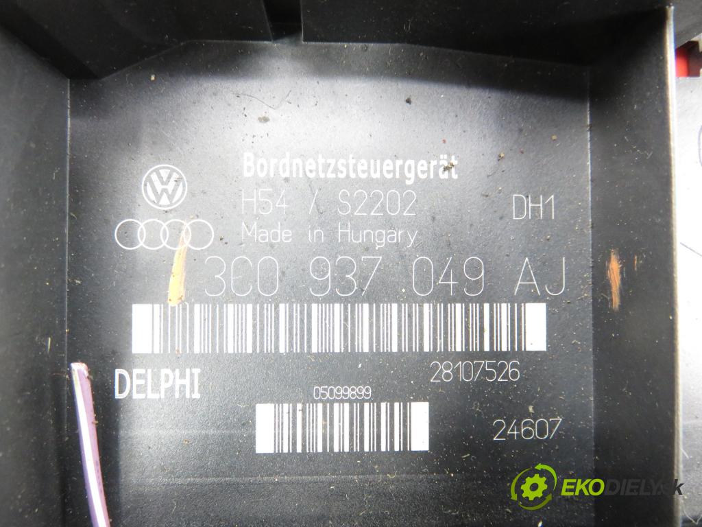 SEAT LEON (1P1) HB 2007 125,00 2.0 TDI - BMN 1968,00 MODUL BORDNETZ 3C0937049AJ