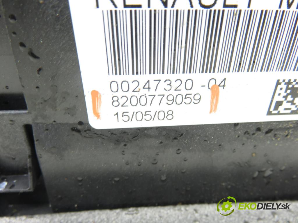 RENAULT MEGANE II (BM0/1_, CM0/1_) HB 2008 78,00 1.5 dCi 106 - K9K 732 1461,00 ZVEDÁK: 8200779059