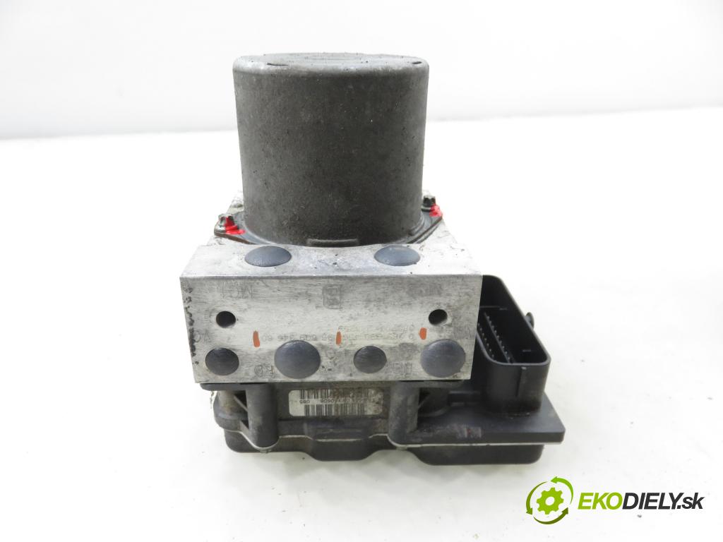 CITROEN C4 Grand Picasso I (UA_) MINIVAN 2008 92,00 1.8 i 16V - 6FY (EW7A) 1749,00 Pumpa ABS 0265951105 ; 0265230456 ; 9660934580 (Pumpa ABS)