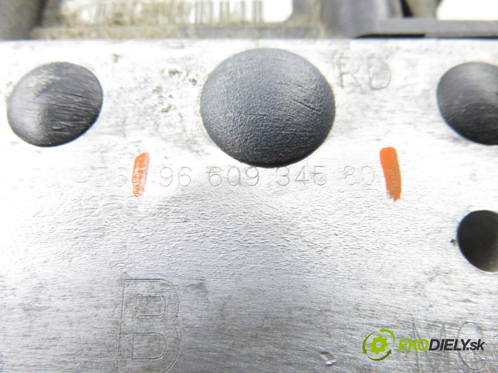 CITROEN C4 Grand Picasso I (UA_) MINIVAN 2008 92,00 1.8 i 16V - 6FY (EW7A) 1749,00 Pumpa ABS 0265951105 ; 0265230456 ; 9660934580 (Pumpa ABS)