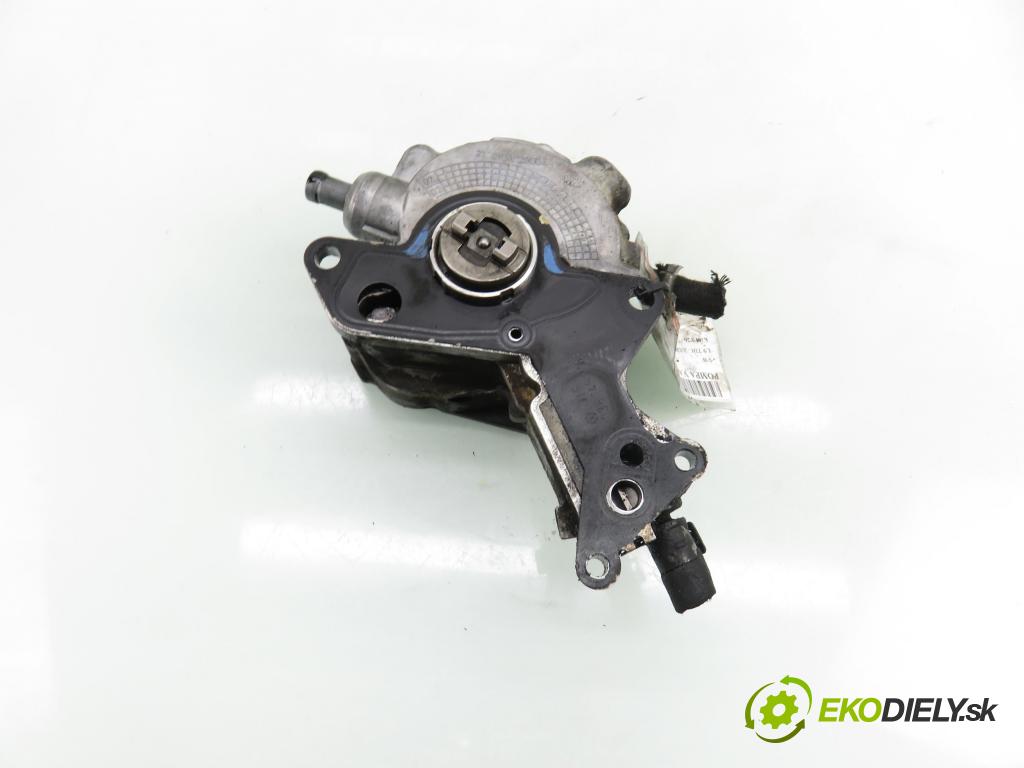 VW GOLF IV (1J1) HB 2003 74,00 1.9 TDI PD 101 - AXR 1896,00 Pumpa vákuová 038145209E