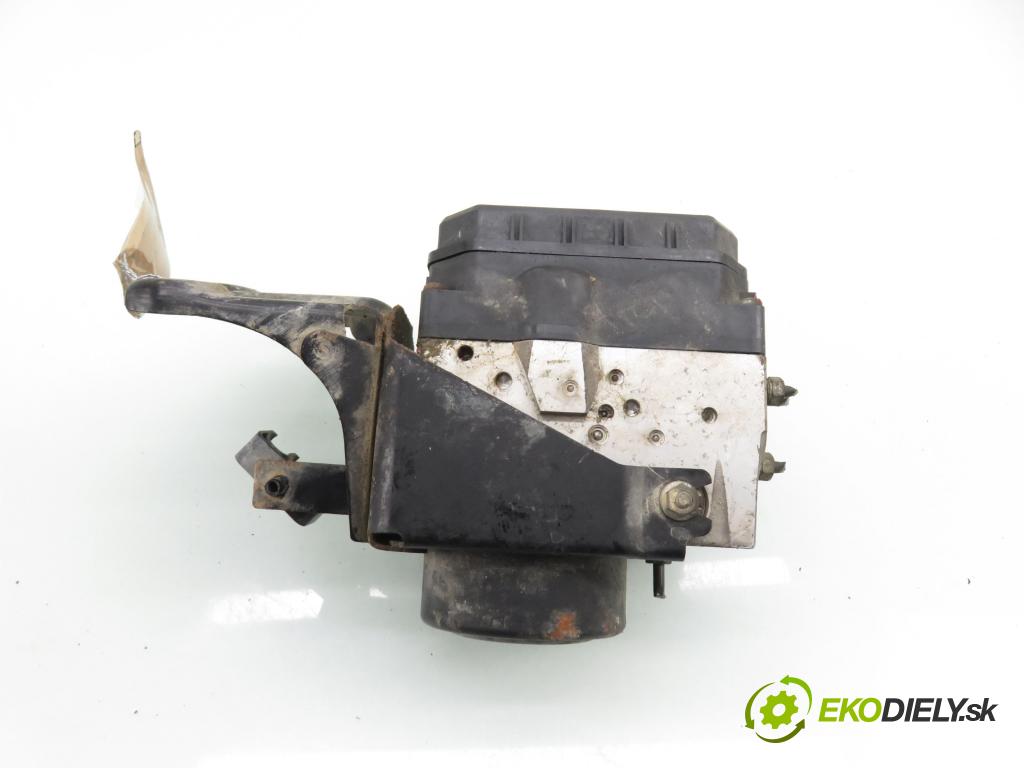 TOYOTA RAV 4 III (_A3_) SUV 2007 112,00 2.0 4WD 152 - 1AZ-FE 1998,00 pumpa ABS 4454042100 ; 8954142220 ; 1338007970 (Pumpa ABS)