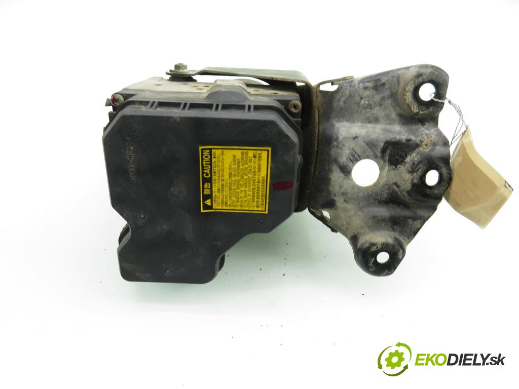 TOYOTA RAV 4 III (_A3_) SUV 2007 112,00 2.0 4WD 152 - 1AZ-FE 1998,00 Pumpa ABS 4454042100 ; 8954142220 ; 1338007970 (Pumpa ABS)