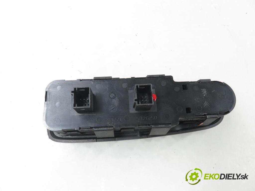 CITROEN C4 Grand Picasso I (UA_) MINIVAN 2008 92,00 1.8 i 16V - 6FY (EW7A) 1749,00 Panel ovládania okien 96639383ZD