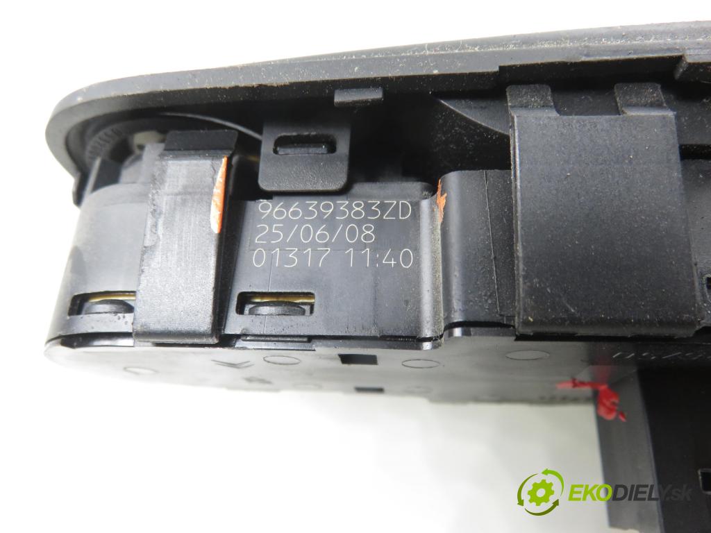 CITROEN C4 Grand Picasso I (UA_) MINIVAN 2008 92,00 1.8 i 16V - 6FY (EW7A) 1749,00 Panel ovládania okien 96639383ZD