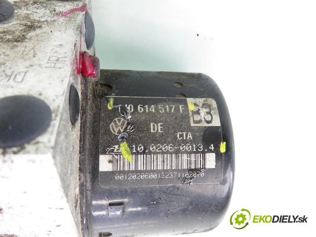 VW GOLF IV (1J1) HB 2002 96,00 1.9 TDI 4motion - ASZ 1896,00 Pumpa ABS 1C0907379F ; 1J0614517F ; 10096003143 (Pumpa ABS)