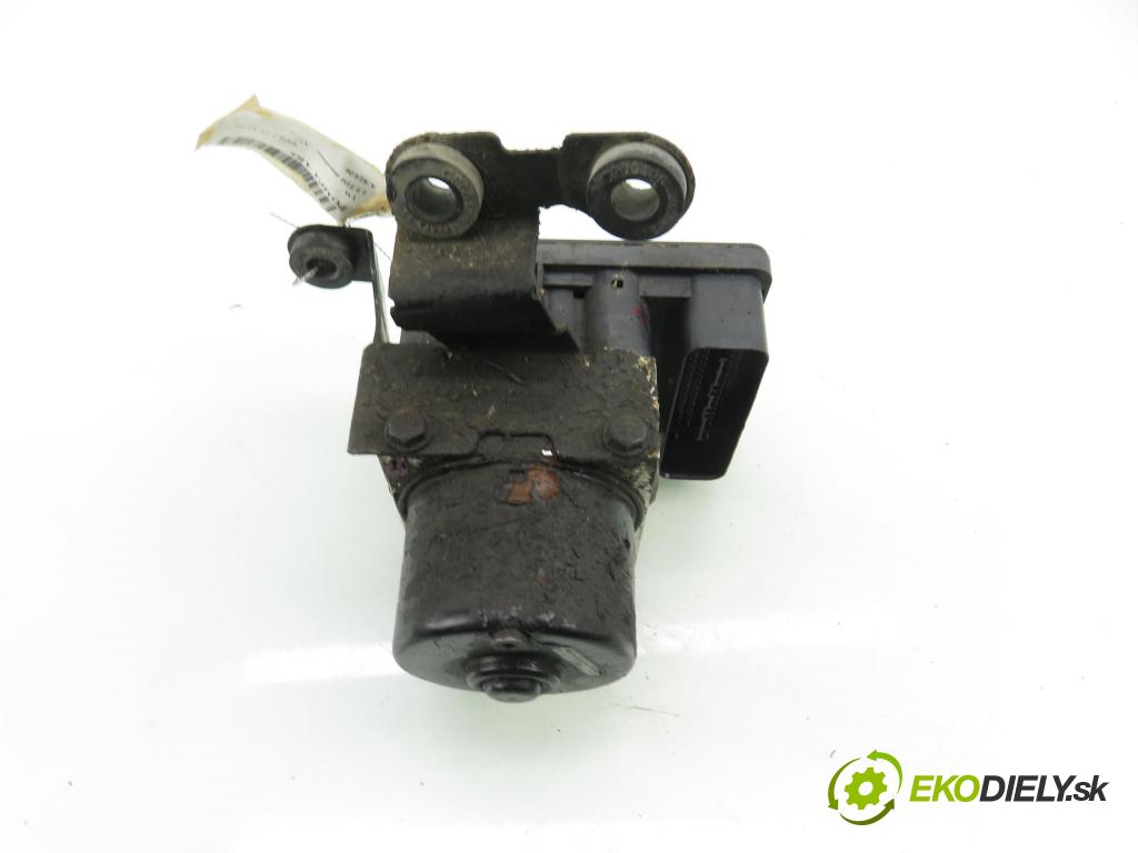 VW GOLF IV (1J1) HB 2002 96,00 1.9 TDI 4motion - ASZ 1896,00 Pumpa ABS 1C0907379F ; 1J0614517F ; 10096003143 (Pumpa ABS)