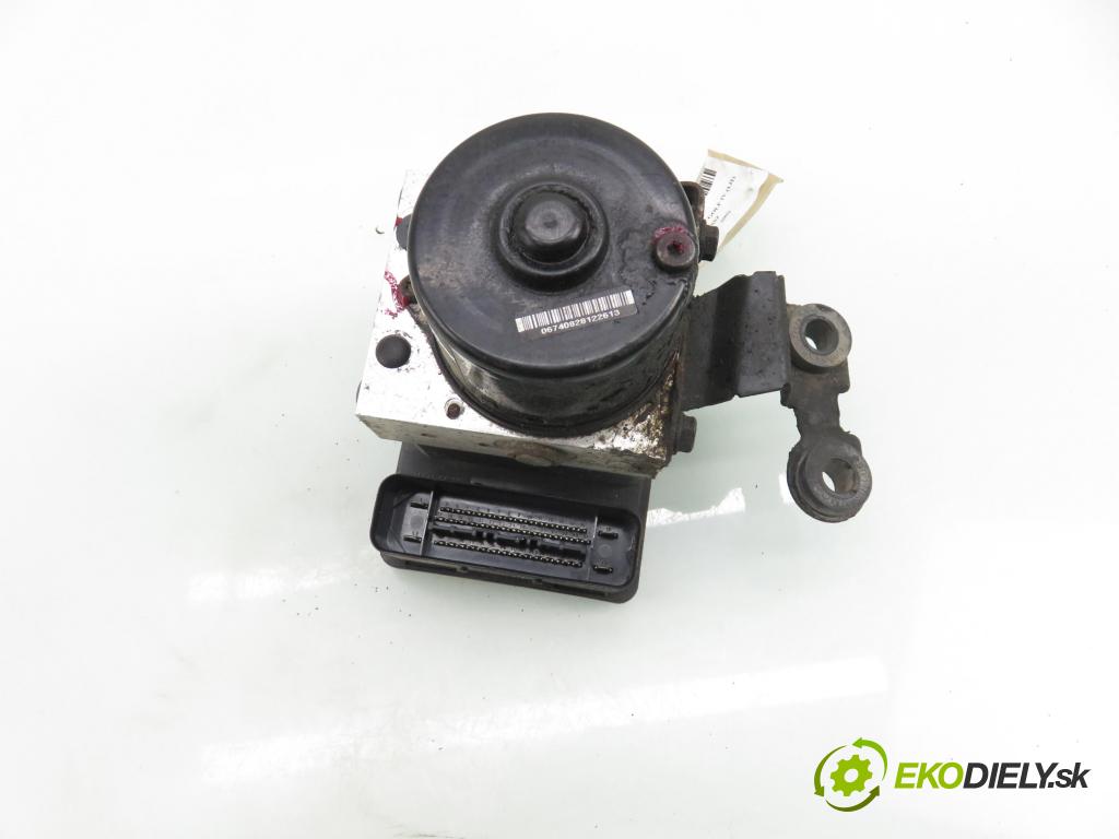VW GOLF IV (1J1) HB 2002 96,00 1.9 TDI 4motion - ASZ 1896,00 Pumpa ABS 1C0907379F ; 1J0614517F ; 10096003143 (Pumpa ABS)
