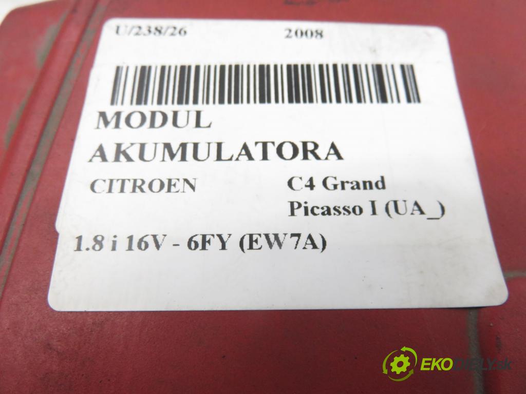 CITROEN C4 Grand Picasso I (UA_) MINIVAN 2008 92,00 1.8 i 16V - 6FY (EW7A) 1749,00 Skrinka POJISTKY: na BATÉRIA 9662914580