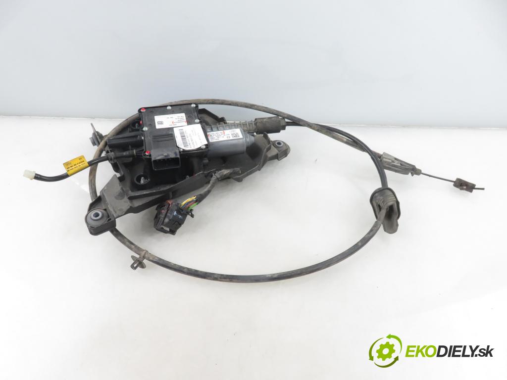 CITROEN C4 Grand Picasso I (UA_) MINIVAN 2008 92,00 1.8 i 16V - 6FY (EW7A) 1749,00 BRZDA: ručny elektrický 02042801099685367580 ; A2C53092224