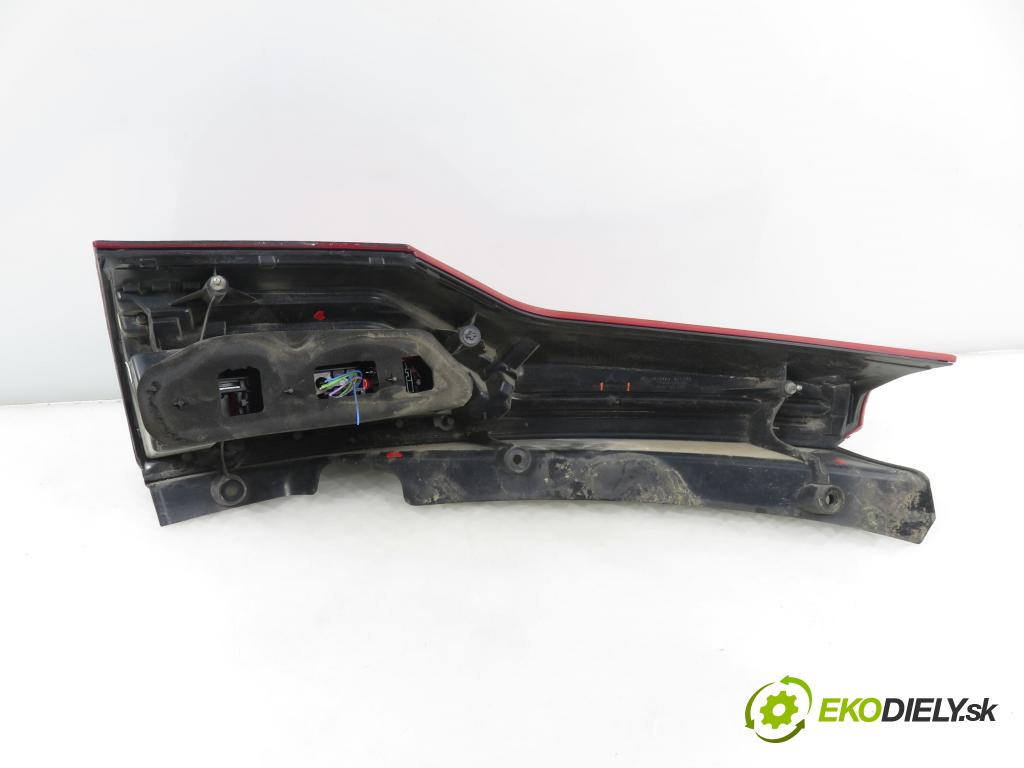 CITROEN C4 Grand Picasso I (UA_) MINIVAN 2008 92,00 1.8 i 16V - 6FY (EW7A) 1749,00 Svetlo pravé zadné 00946602