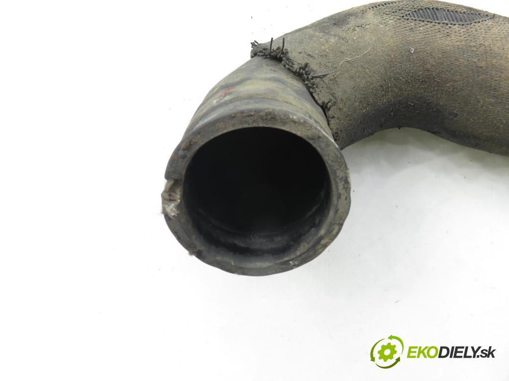 FIAT SEDICI (189_) CROSSOVER 2007 88,00 1.9 D Multijet 120 4x4 - D19AA 1910,00 Rúra intercoolera turba 1366179J50