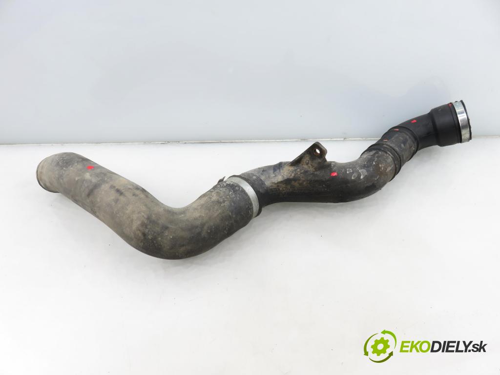 FIAT SEDICI (189_) CROSSOVER 2007 88,00 1.9 D Multijet 120 4x4 - D19AA 1910,00 Rúra intercoolera turba 1366079J50