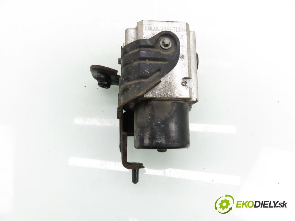 FIAT CROMA (194_) KOMBI 2006 110,00 1.9 D Multijet 150 - 939 A2.000 1910,00 Pumpa ABS 54084739D ; 51780295 ; 15314003 (Pumpa ABS)