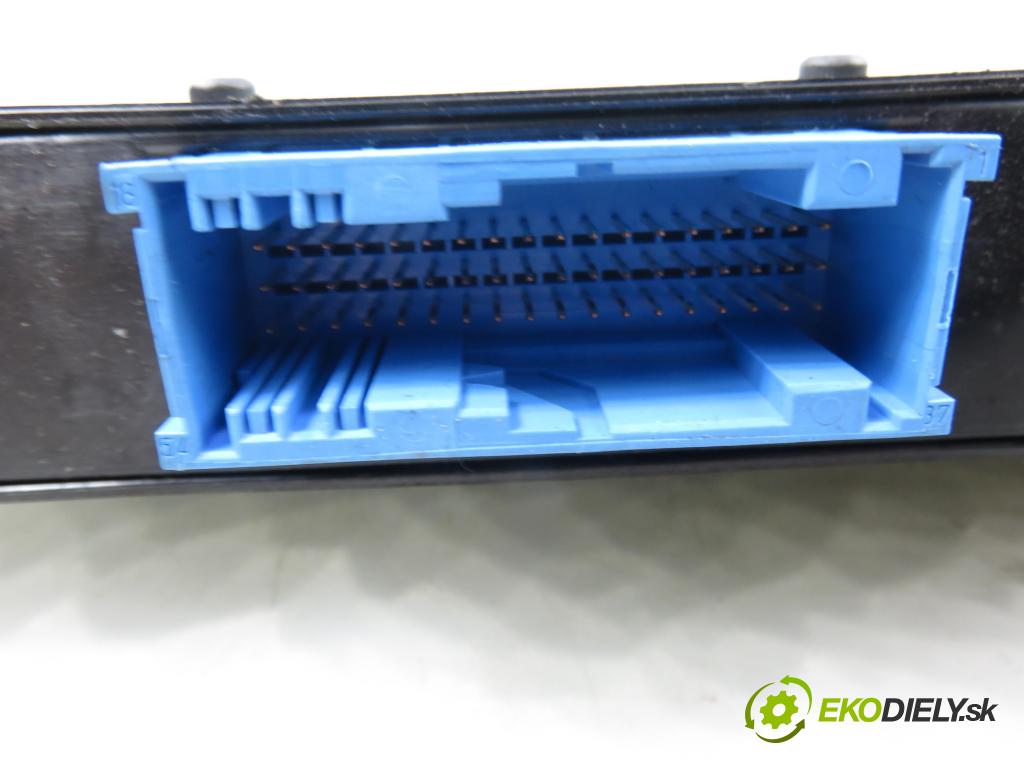 BMW 3 (E90) SEDAN 2005 120,00 2.0 320 d 163 1995,00 MODUL komfortu 6968034 ; 6968033