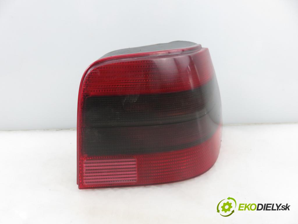 VW GOLF IV (1J1) HB 2002 96,00 1.9 TDI 4motion - ASZ 1896,00 Svetlo pravé zadné 1J6945112S