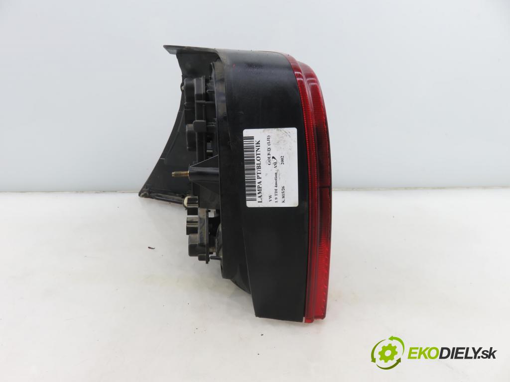 VW GOLF IV (1J1) HB 2002 96,00 1.9 TDI 4motion - ASZ 1896,00 Svetlo pravé zadné 1J6945112S