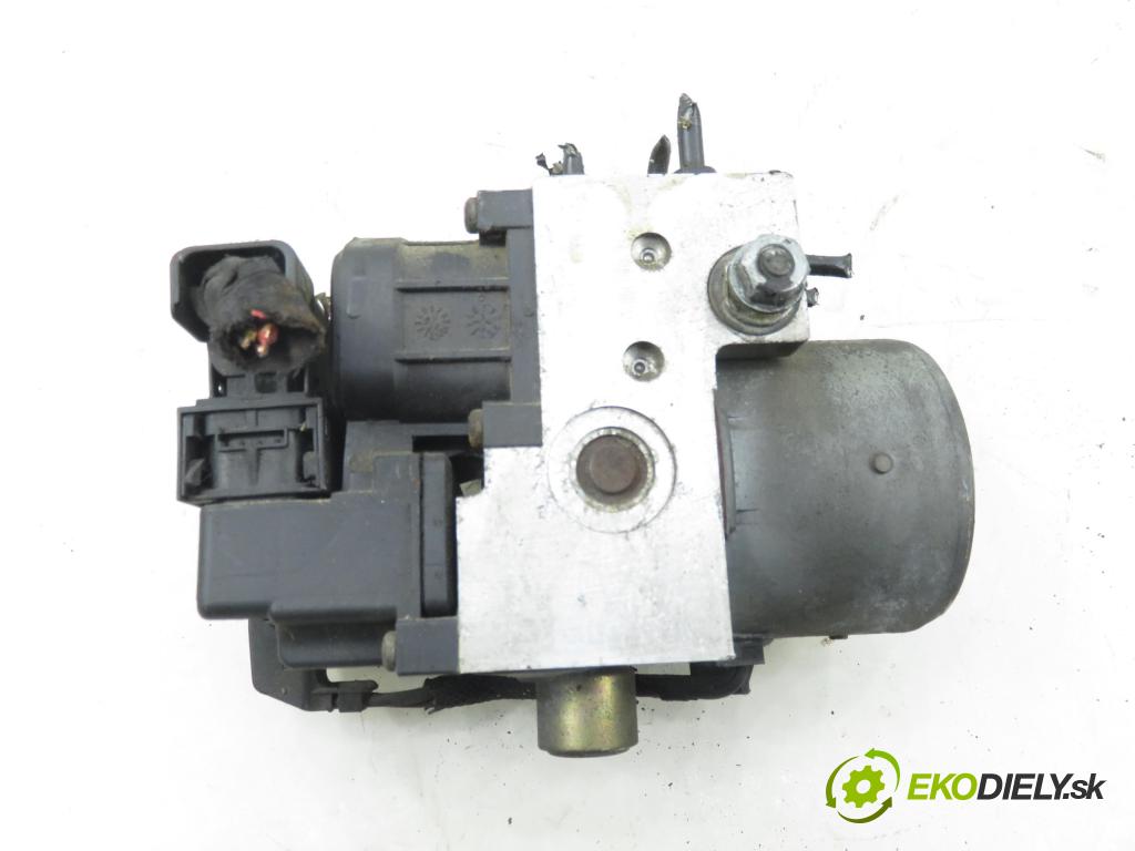 VW PASSAT B5 Variant (3B5) KOMBI 1999 81,00 1.9 TDI - AFN 1896,00 Pumpa ABS 0273004281 ; 8E0614111AB ; 0265216559 (Pumpa ABS)