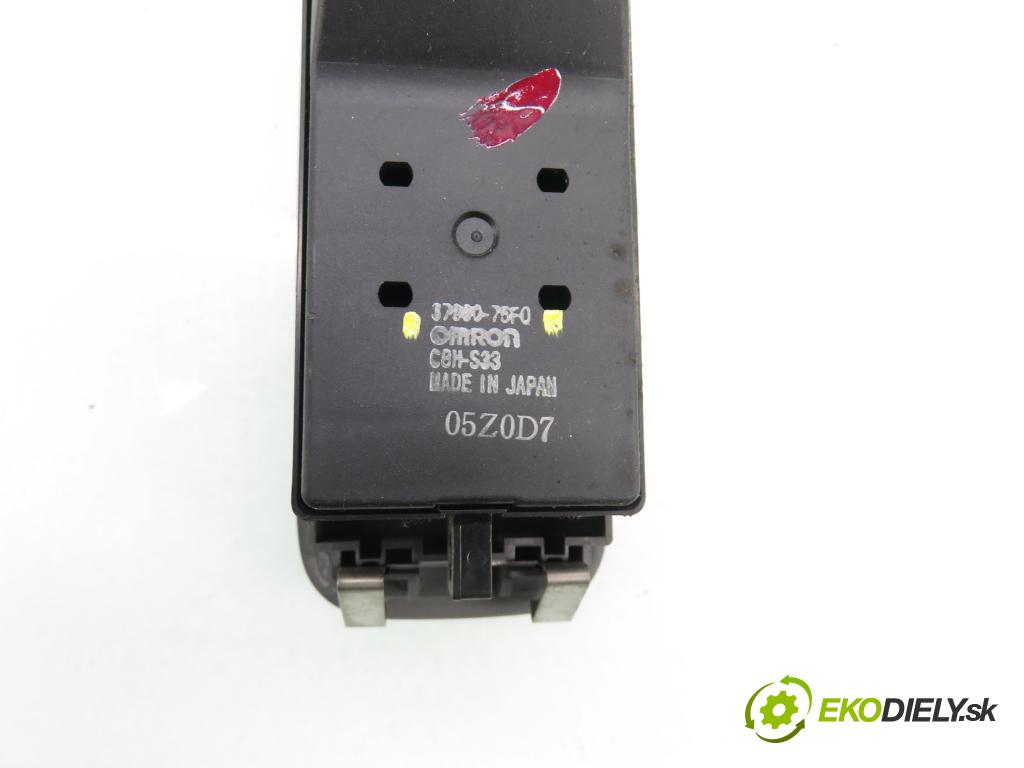 SUZUKI IGNIS (FH) HB 2001 61,00 1.3 4WD 83 (RG413) - M13A 1328,00 Panel ovládania okien 3799075F0