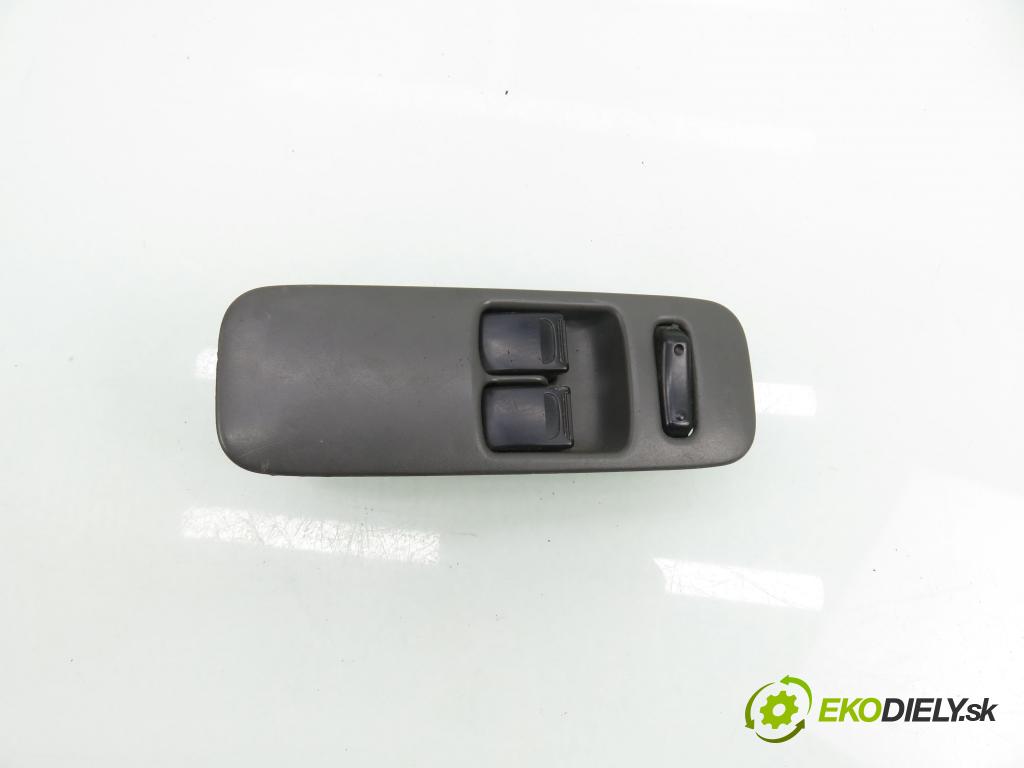 SUZUKI IGNIS (FH) HB 2001 61,00 1.3 4WD 83 (RG413) - M13A 1328,00 Panel ovládania okien 3799075F0
