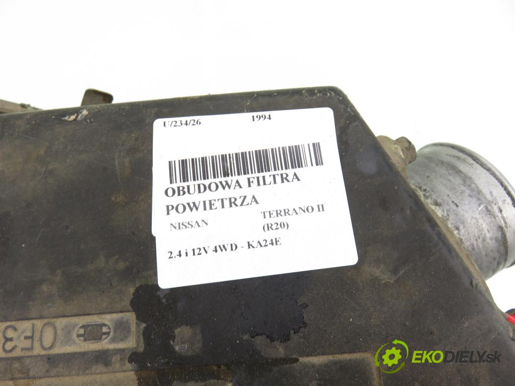 NISSAN TERRANO II (R20) TERENOWY 1994 91,00 2.4 i 12V 4WD 124 - KA24E 2389,00 obal filtra vzduchu  (Kryt vzduchového filtru)