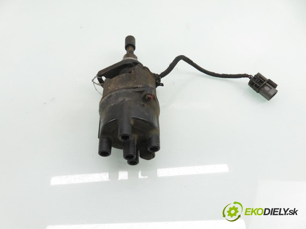 NISSAN TERRANO II (R20) TERENOWY 1994 91,00 2.4 i 12V 4WD 124 - KA24E 2389,00 Rozdeľovač zapaľovací 2210040F00