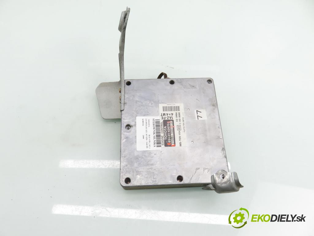 TOYOTA RAV 4 II (_A2_) SUV 2000 110,00 2.0 4WD 150 - 1AZ-FE 1998,00 Riadiaca jednotka Motor 2110007660 ; 8966142670