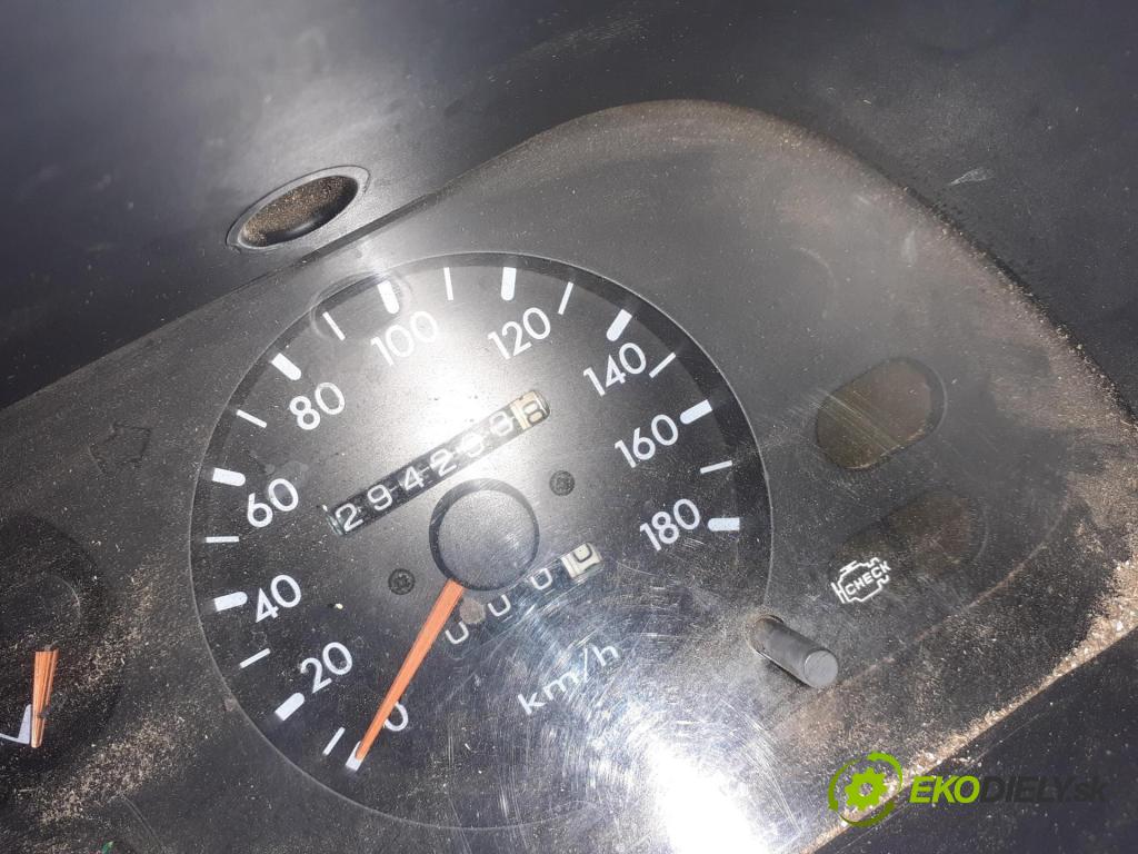 NISSAN TERRANO II (R20) TERENOWY 1994 91,00 2.4 i 12V 4WD 124 - KA24E 2389,00 Prístrojovka elektrický 248100F000