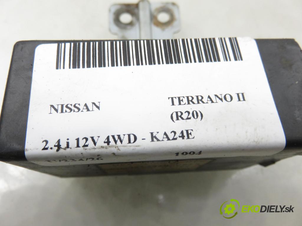 NISSAN TERRANO II (R20) TERENOWY 1994 91,00 2.4 i 12V 4WD 124 - KA24E 2389,00 MODUL zámku centrálneho 285150F000