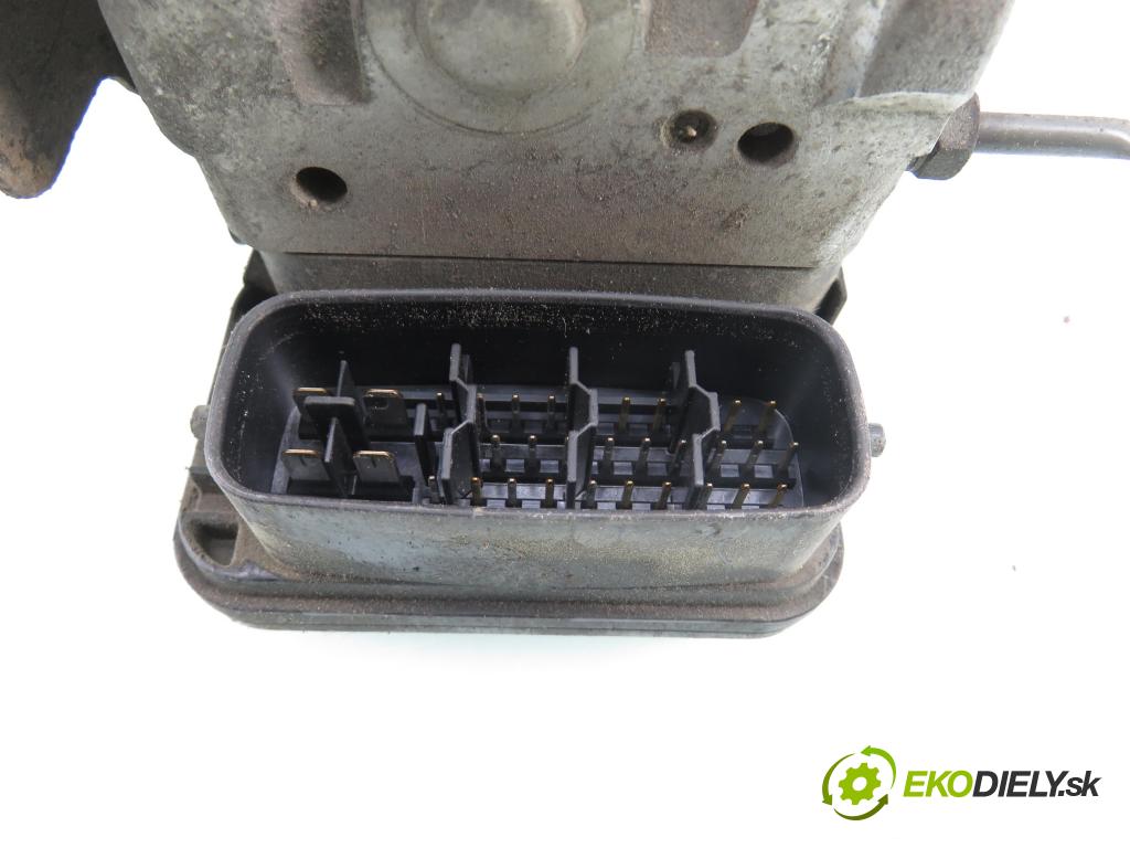 TOYOTA RAV 4 II (_A2_) SUV 2000 110,00 2.0 4WD 150 - 1AZ-FE 1998,00 Pumpa ABS 4451042080 ; 8954142050 ; 1338000020 (Pumpa ABS)