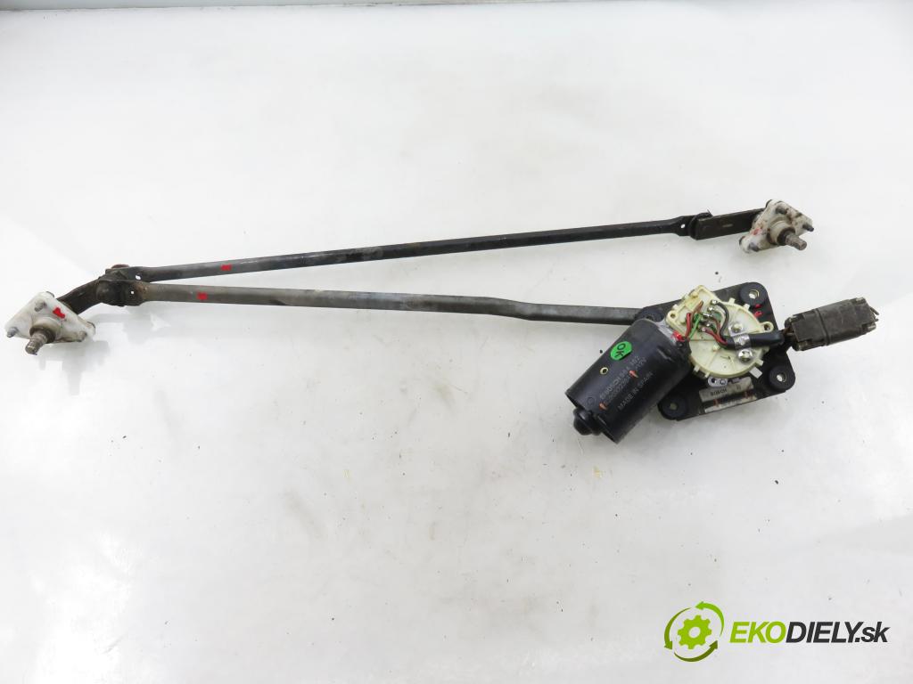 NISSAN TERRANO II (R20) TERENOWY 1994 91,00 2.4 i 12V 4WD 124 - KA24E 2389,00 Motorček stieračov 9390332384 ; 9390332378